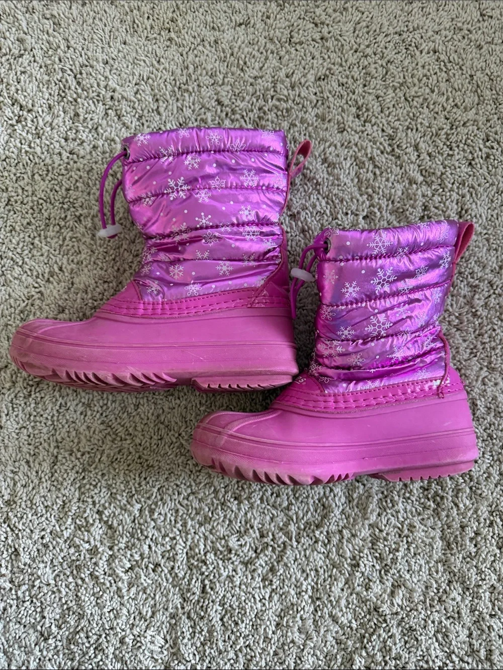 totes girls toddler size 12 Pink Snow Boots with Silver Snowflake Accents